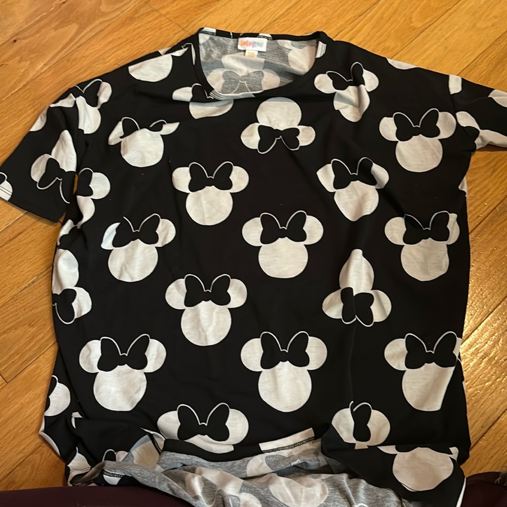 Lularoe disney shirt size xxs